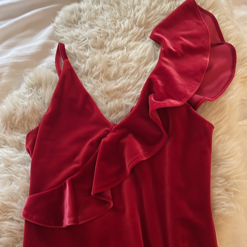 Red crushed velvet holiday party dress - Picture 4 of 5